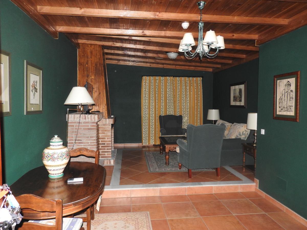 Refugio de Juanar Ojén Exterior foto